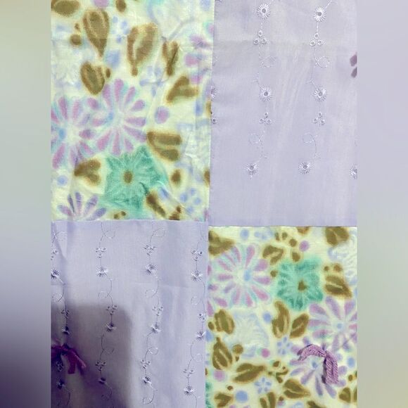 Handmade Baby Quilt Lap Blanket Purple Lavender Lilac Aqua Pink Floral 60” x 40” - Picture 4 of 5